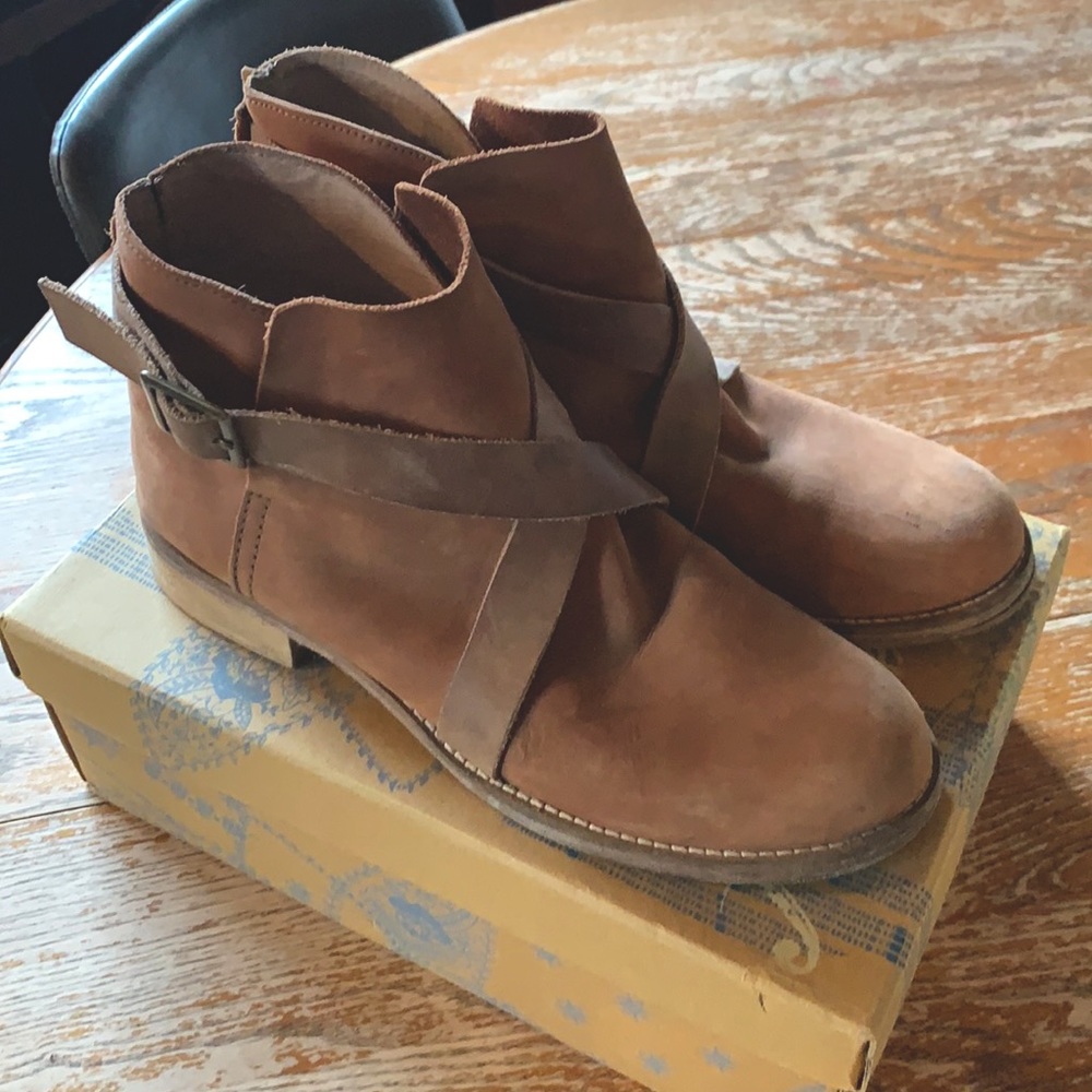 Free People Las Palmas leather boot in cognac